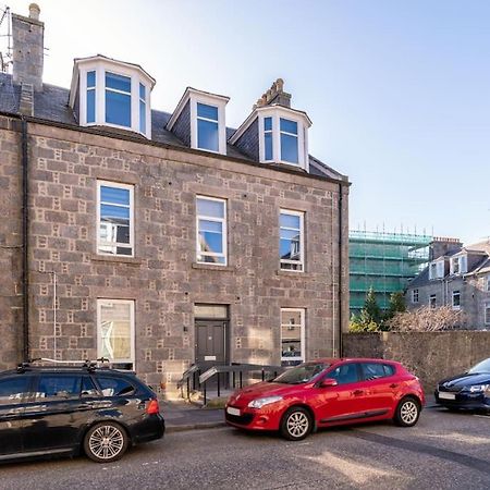 West End @ Netflix @ Newly Built Appartement Aberdeen Buitenkant foto